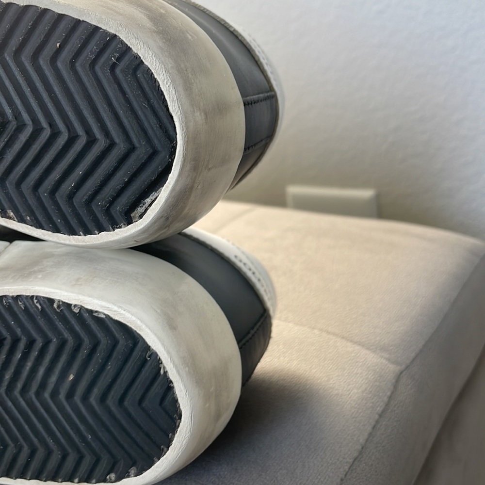 Golden Goose Super Star Sneakers - Picture 5 of 8